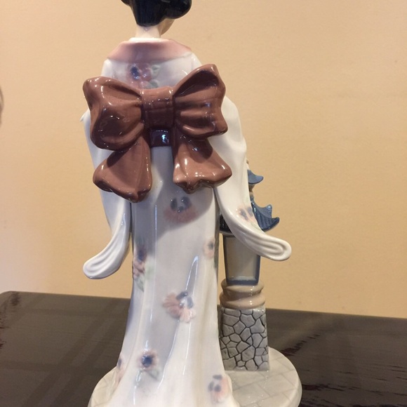Leonardo Geisha figurine - Picture 3 of 3